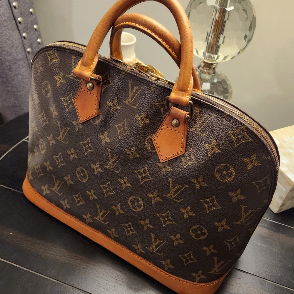 LOUIS VUITTON Monogram Alma PM VI0934 W/COA - Full Inclusion
